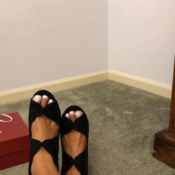 Open toe faux suede black stiletto shoes by Impo - Picture 5 of 5